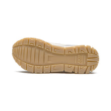 Load image into Gallery viewer, AKIII CLASSIC Urban Tracker Cream Pink Gary