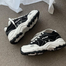 Load image into Gallery viewer, 23.65 V2 Vebe Sneakers Black
