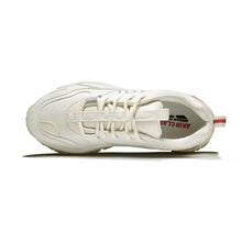Load image into Gallery viewer, AKIII CLASSIC Urban Tracker Off White Ivory