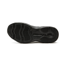 Load image into Gallery viewer, AKIII CLASSIC Praha Sneaker Mars Black