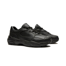 Load image into Gallery viewer, AKIII CLASSIC Praha Sneaker Mars Black