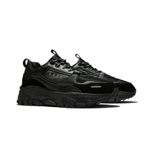 Load image into Gallery viewer, AKIII CLASSIC Urban Tracker Black (SEVENTEEN Hoshi's pick)