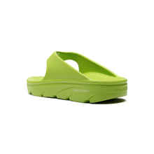Load image into Gallery viewer, AKIII CLASSIC Cloud Recovery Flip Flop V2 Limepunch