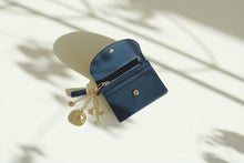 Load image into Gallery viewer, D.LAB Nini Card Wallet Peacock Navy