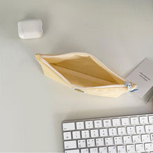 Load image into Gallery viewer, SECOND MORNING Lemony Checked Pen Case