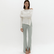 Load image into Gallery viewer, CONCHWEAR Bootcut Slit Leggings 4Colors