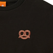 Load image into Gallery viewer, GRIMPER Pretzel🥨Sweater Black