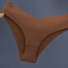 Load image into Gallery viewer, CONCHWEAR Seamless V Underwear 4Colors