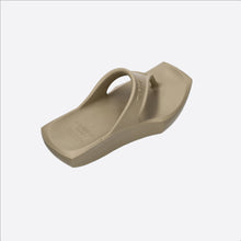 Load image into Gallery viewer, MULEBOY Square X Flip Flop Taupe