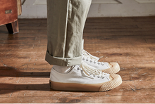 Load image into Gallery viewer, Yeast_Crumb White Crust 07 (1).png