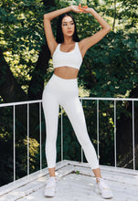 Load image into Gallery viewer, CONCHWEAR Conch Signature 8-length Leggings (4 Colours)