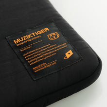 Load image into Gallery viewer, MUZIK TIGER Sitting Tiger Laptop/ Tablet Strap Pouch Black 3Sizes