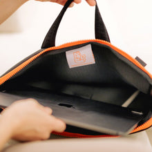 Load image into Gallery viewer, MUZIK TIGER Sitting Tiger Laptop/ Tablet Strap Pouch Black 3Sizes