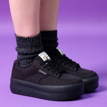 Load image into Gallery viewer, POSE GANCH Mummum C.V All Black