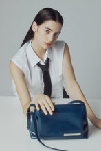 Load image into Gallery viewer, MARHEN.J Elly Bag Blue
