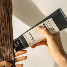 Load image into Gallery viewer, [LEEJIN BEAUTY] The WEN Black Hole Premium Hair Treatment Essence (180mL)
