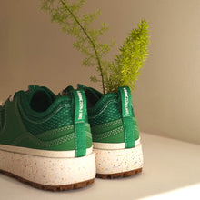 Load image into Gallery viewer, KAUTS Nova Flux Sneakers Green
