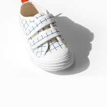 Load image into Gallery viewer, THANK YOU SHOES MUCH Sketch Sneakers 2Colors
