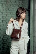 Load image into Gallery viewer, MARHEN.J Lome Tote Bag Brown
