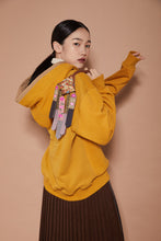 Load image into Gallery viewer, [2022 CAST] CCOMAQUE by DOLSILNAI Hanbuk Design With Embroider Hoodie Yellow
