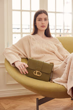 Load image into Gallery viewer, LOEKA Objet M Shoulder Bag Olive Green

