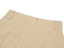 Load image into Gallery viewer, EMKM Bermuda Pants Camel
