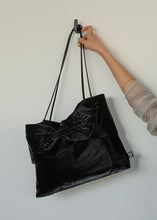 Load image into Gallery viewer, KWANI My Dear Bow Bow Tote Bag Shiny Black

